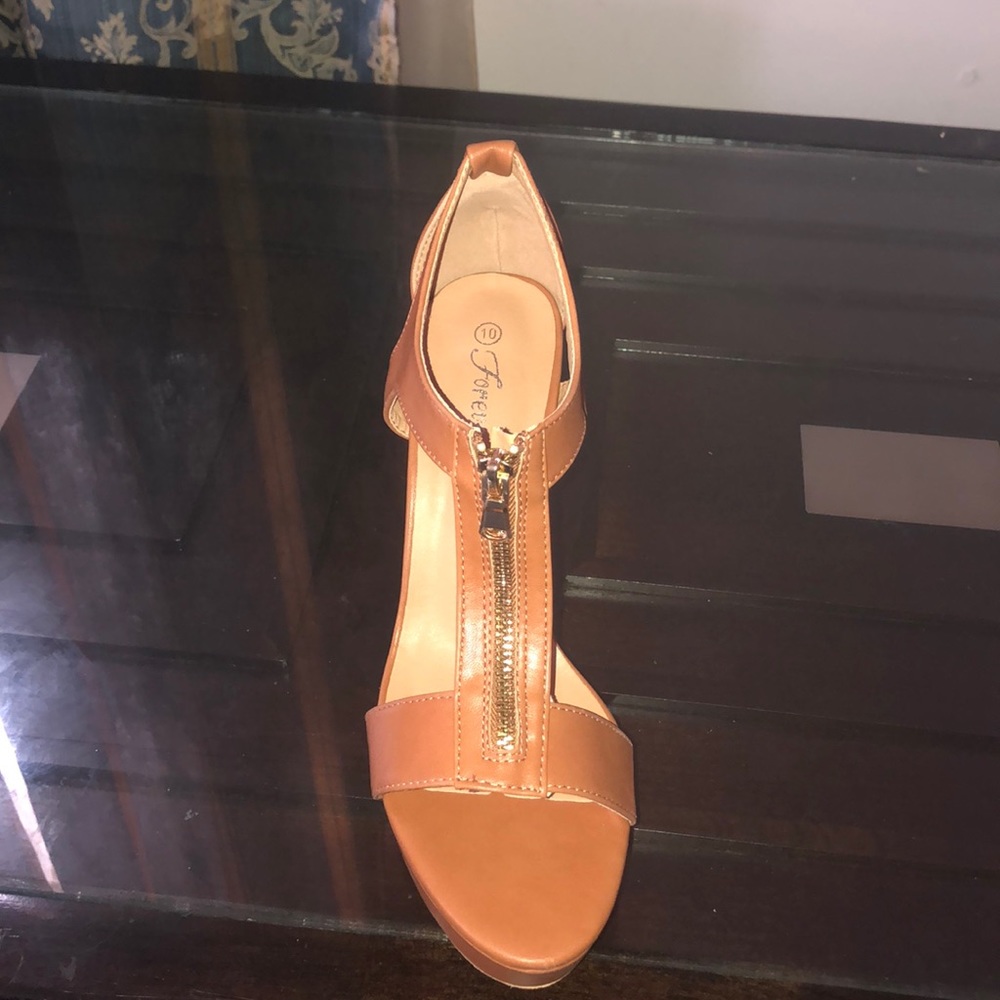 Brown platform Heels